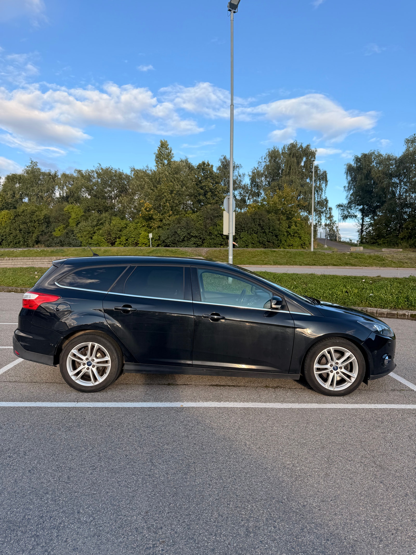Ford Focus Combi 2.0 TDCi Powershift 6, 6-trins, 115ps, 2014