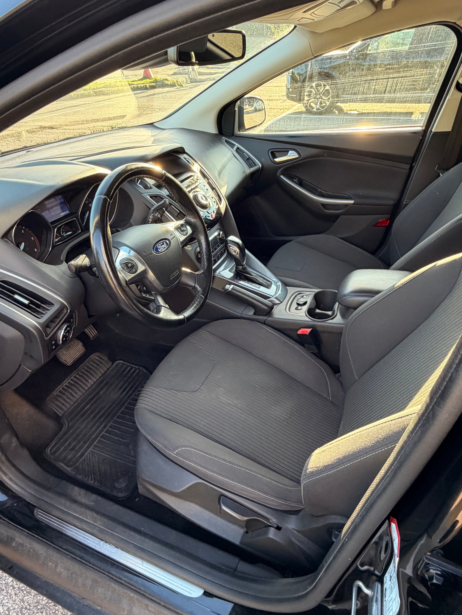 Ford Focus Combi 2.0 TDCi Powershift 6, 6-trins, 115ps, 2014