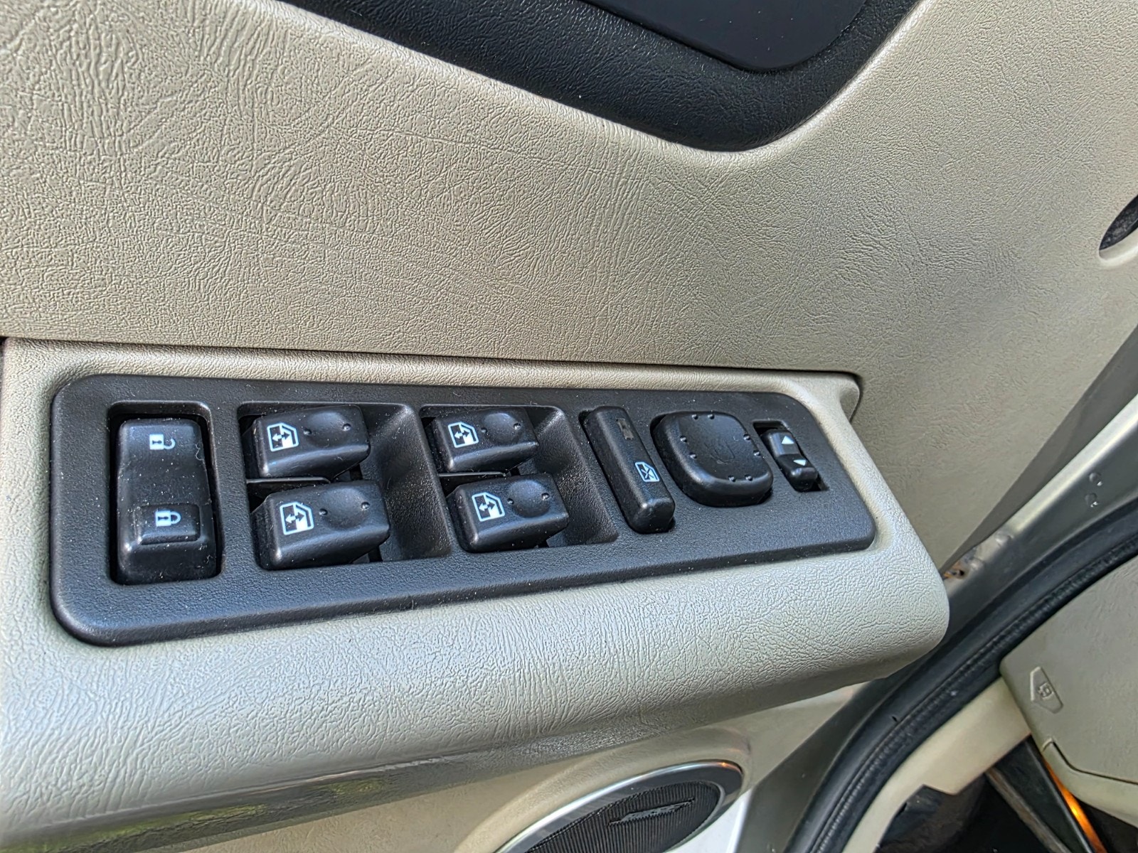 Hummer H2 6.0 V8 Automatic, 4-trinn, 321hk, 2003