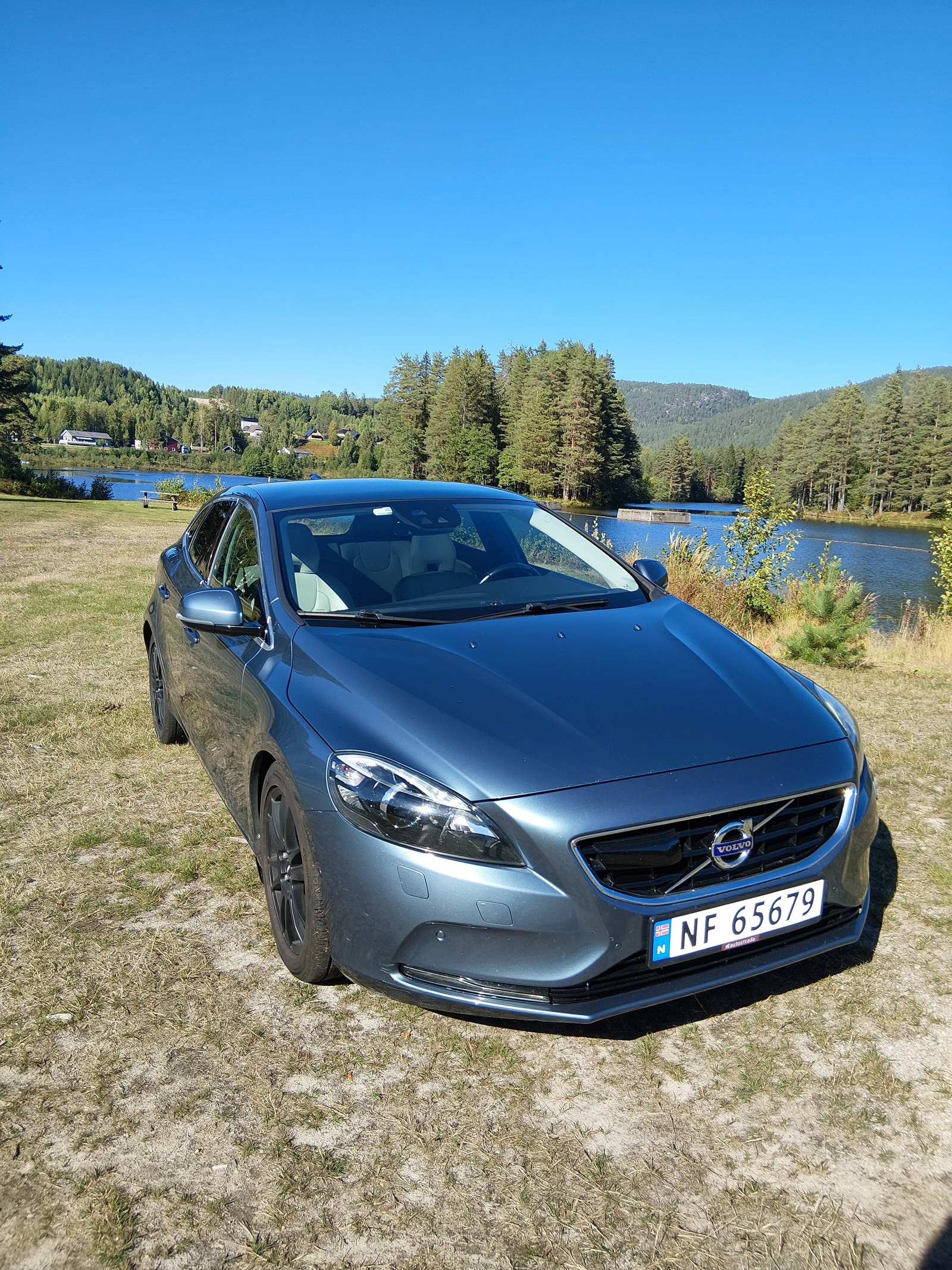 Volvo V40 D2 Manual, 6-trins, 115ps, 2014