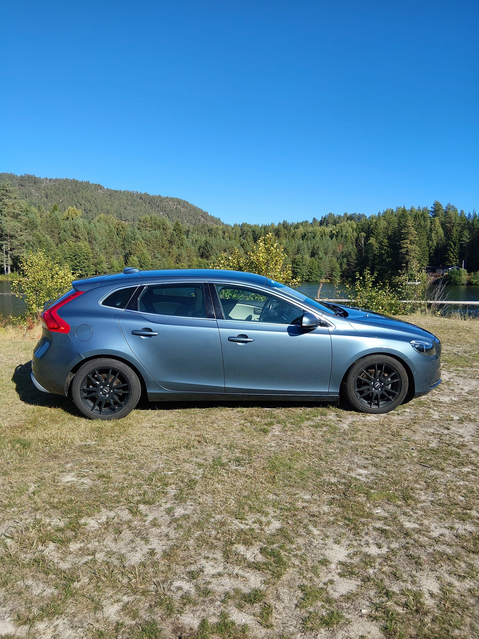 Volvo V40 D2 Manual, 6-trins, 115ps, 2014
