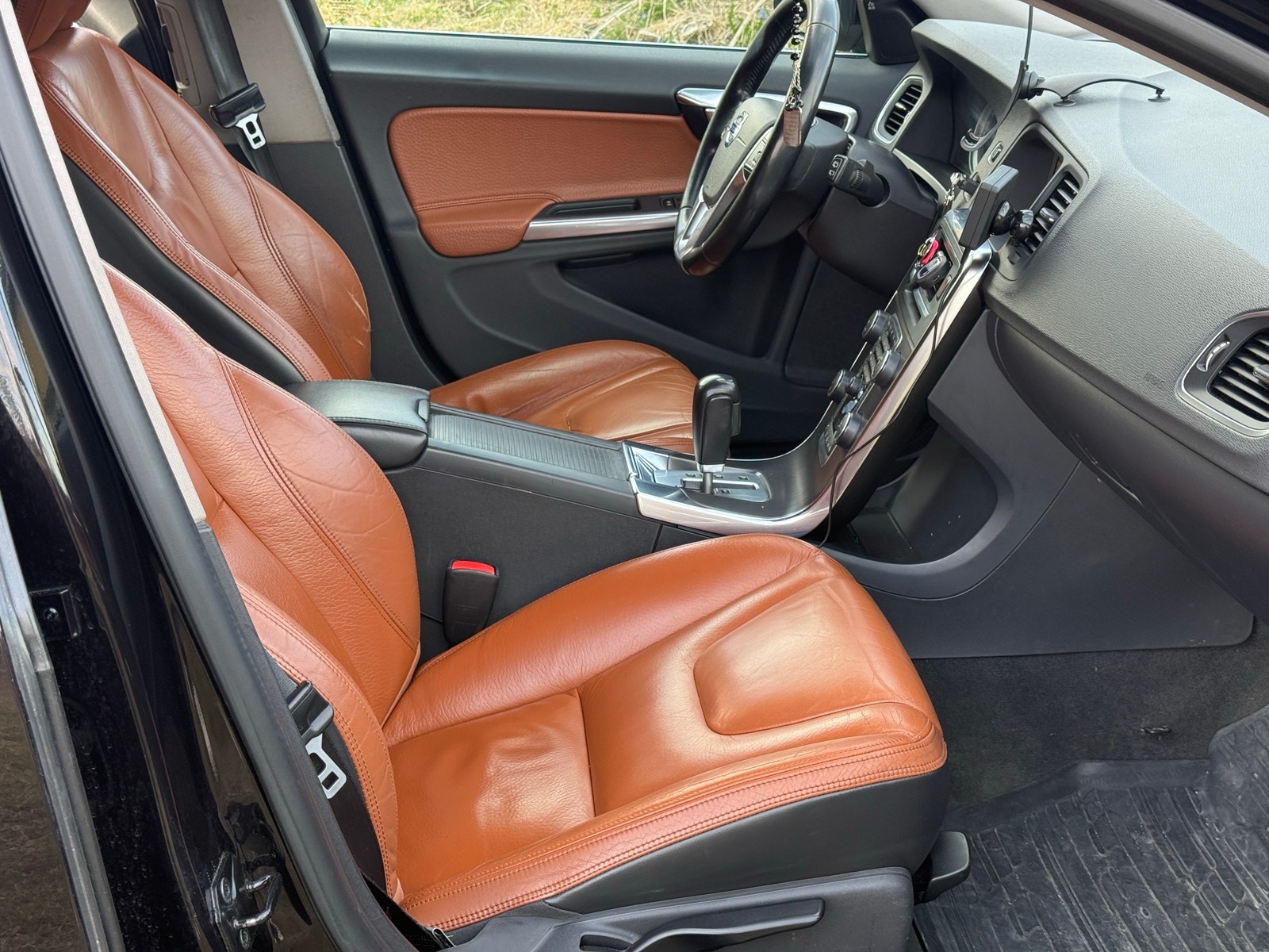 Volvo V60 D3 Geartronic, 163hp, 2011