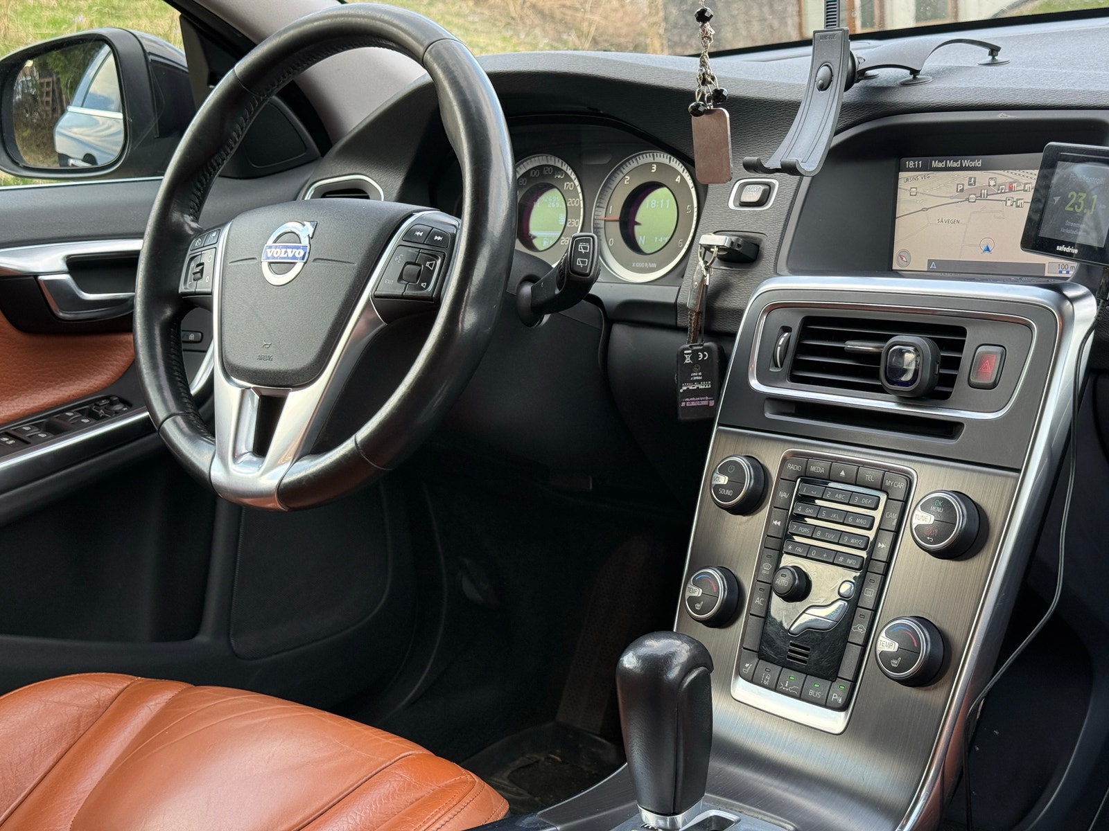 Volvo V60 D3 Geartronic, 163hp, 2011