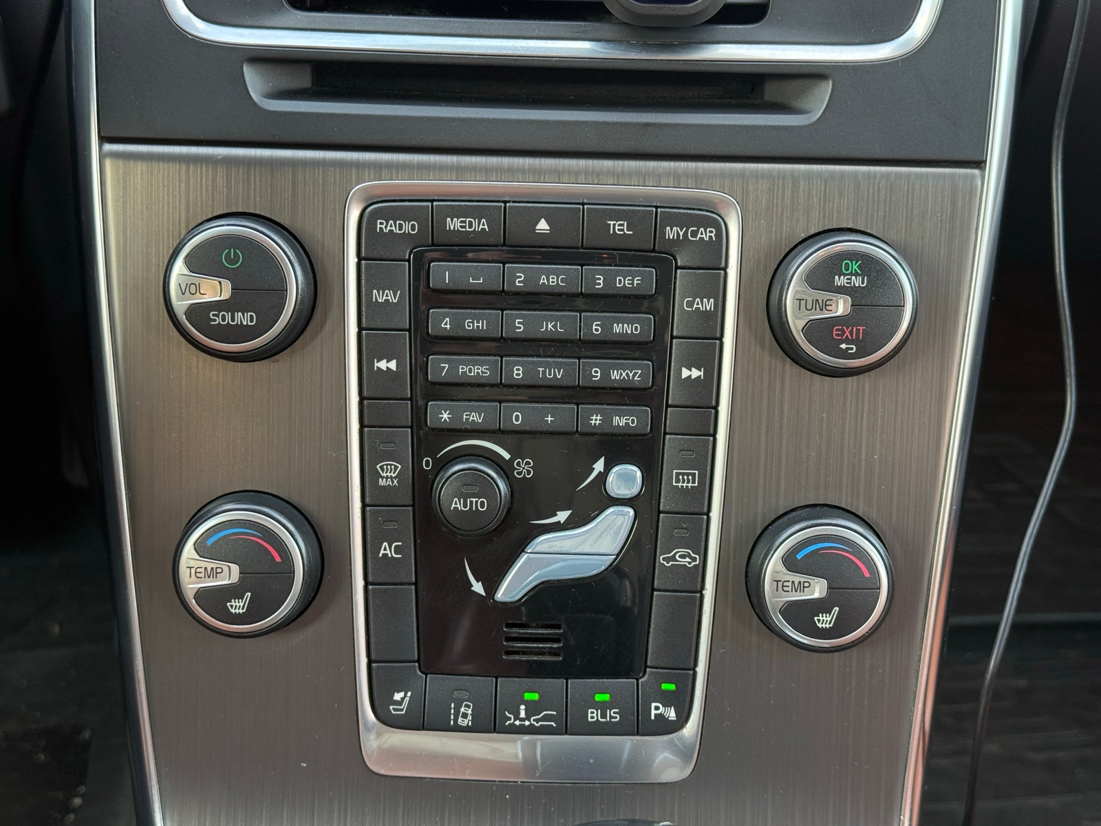 Volvo V60 D3 Geartronic, 163hp, 2011