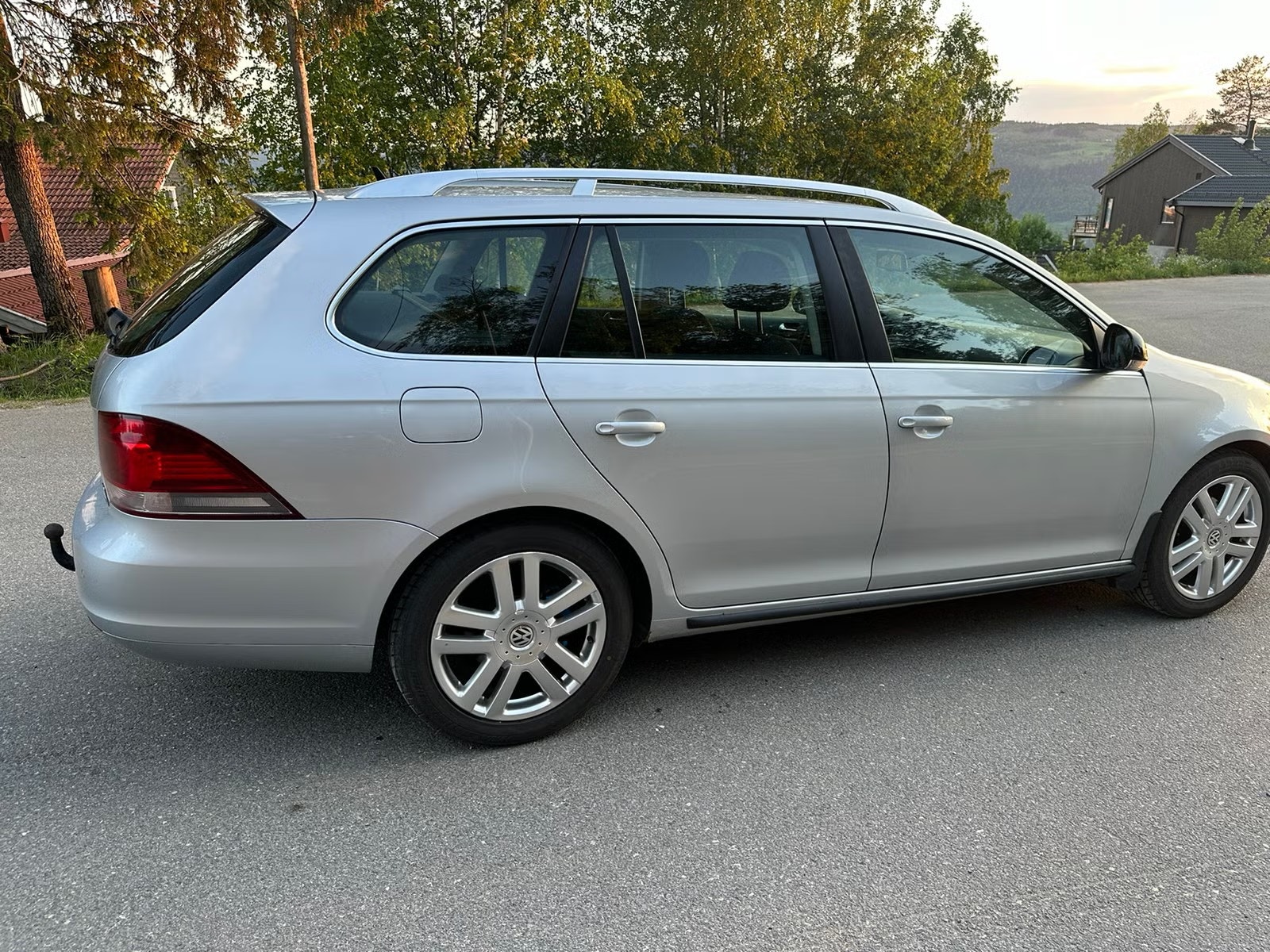 Volkswagen Golf Variant 1.6 TDI DPF BMT Manual, 105hp, 2012