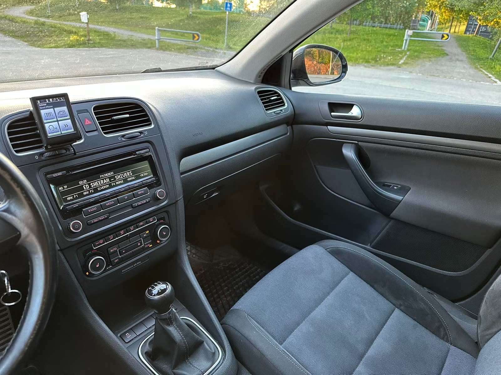 Volkswagen Golf Variant 1.6 TDI DPF BMT Manual, 105hp, 2012