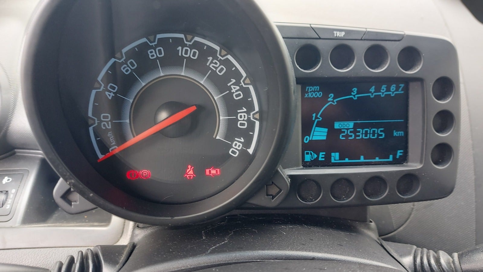 Chevrolet Spark 1.0 Manual, 5-trins, 68ps, 2013