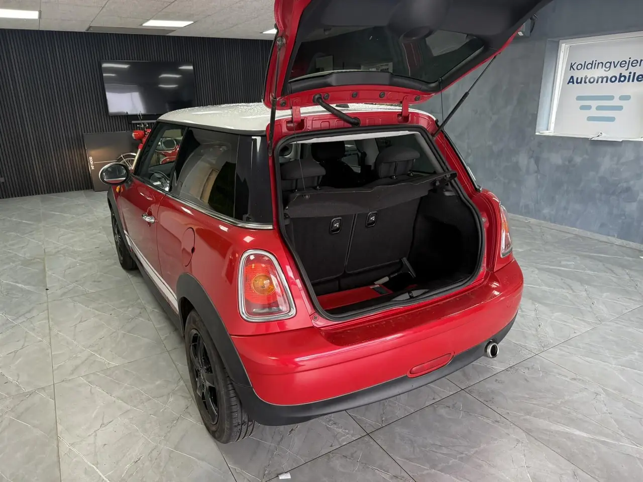 MINI One D Manuell, 6-trinn, 90hk, 2010