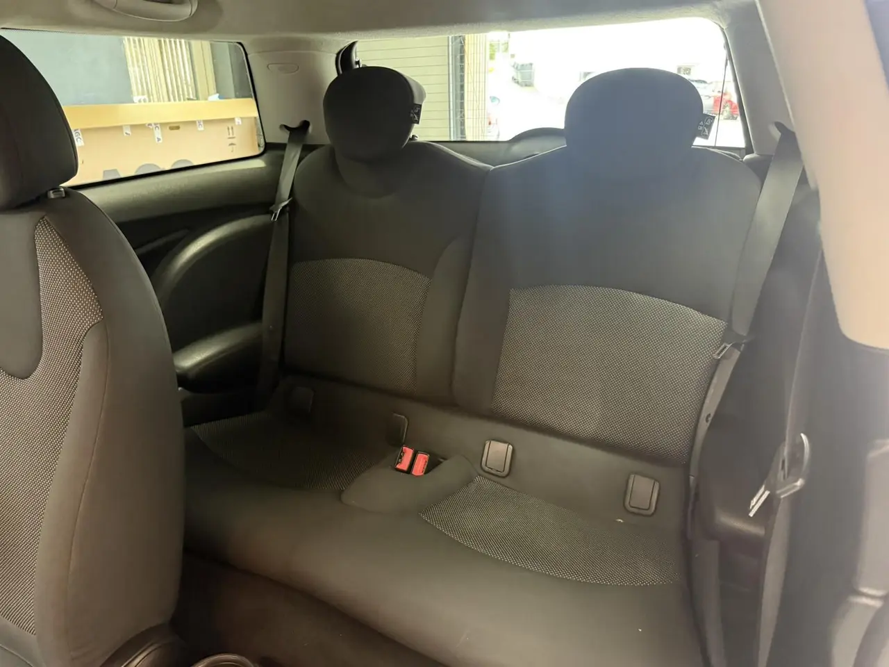 MINI One D Manuell, 6-trinn, 90hk, 2010