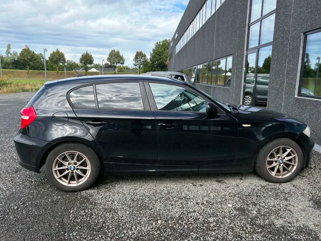 BMW 116d 5-door Manual, 6-trins, 116ps, 2011