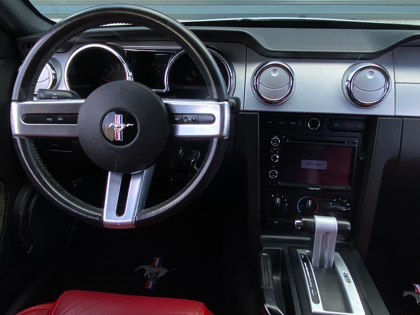 Ford Mustang GT Automatisk, 5-trinn, 304hk, 2005