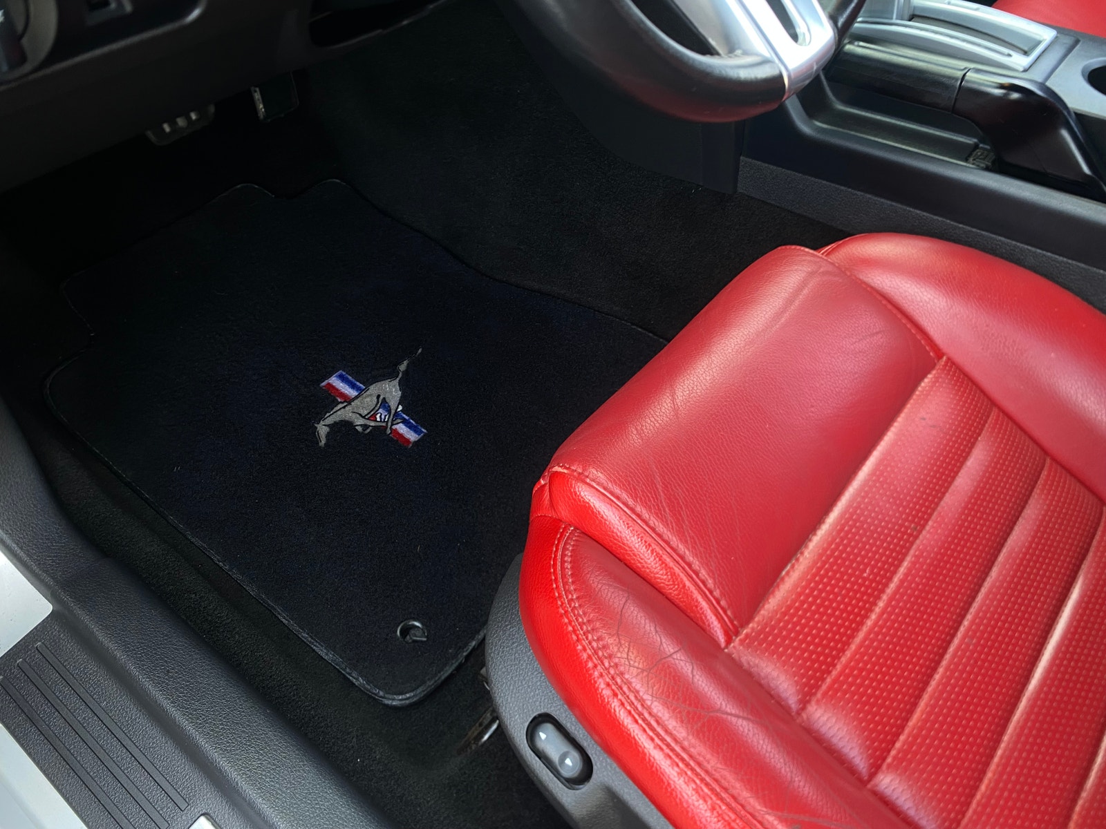 Ford Mustang GT Automatisk, 5-trinn, 304hk, 2005