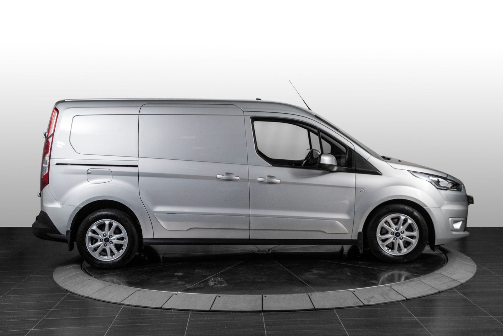 Ford Transit Connect 230 LWB 1.5 EcoBlue SelectShift, 8-trins, 120ps, 2021