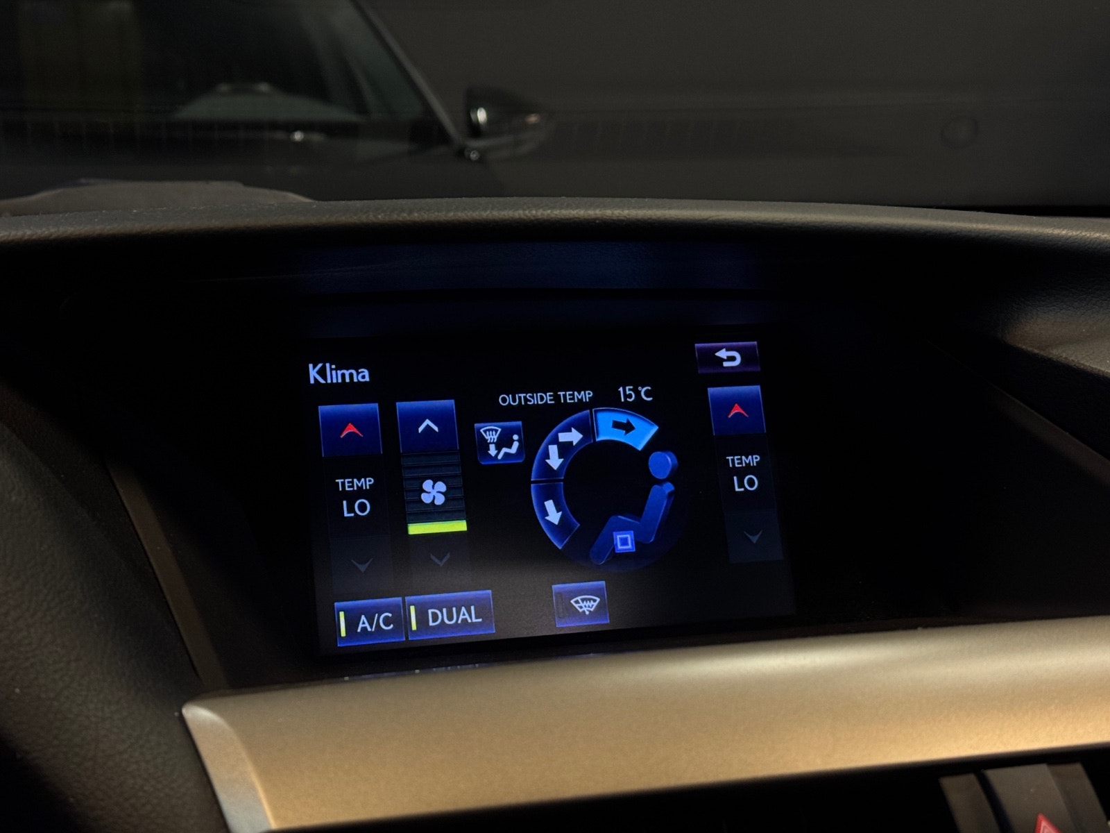 Lexus RX 450h AWD 3.5 V6 AWD CVT, 299ps, 2012