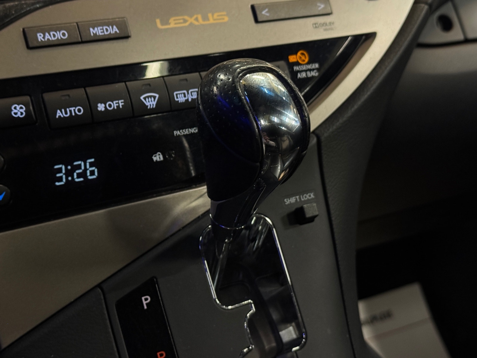 Lexus RX 450h AWD 3.5 V6 AWD CVT, 299ps, 2012