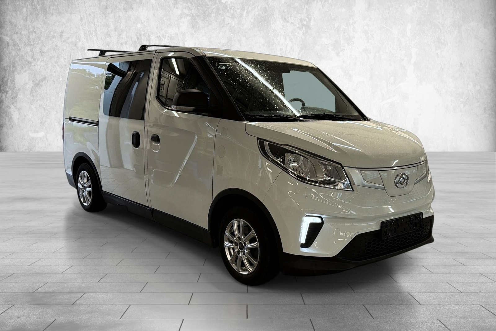 Maxus e-Deliver 3 52.5 kWh, 122ps, 2020