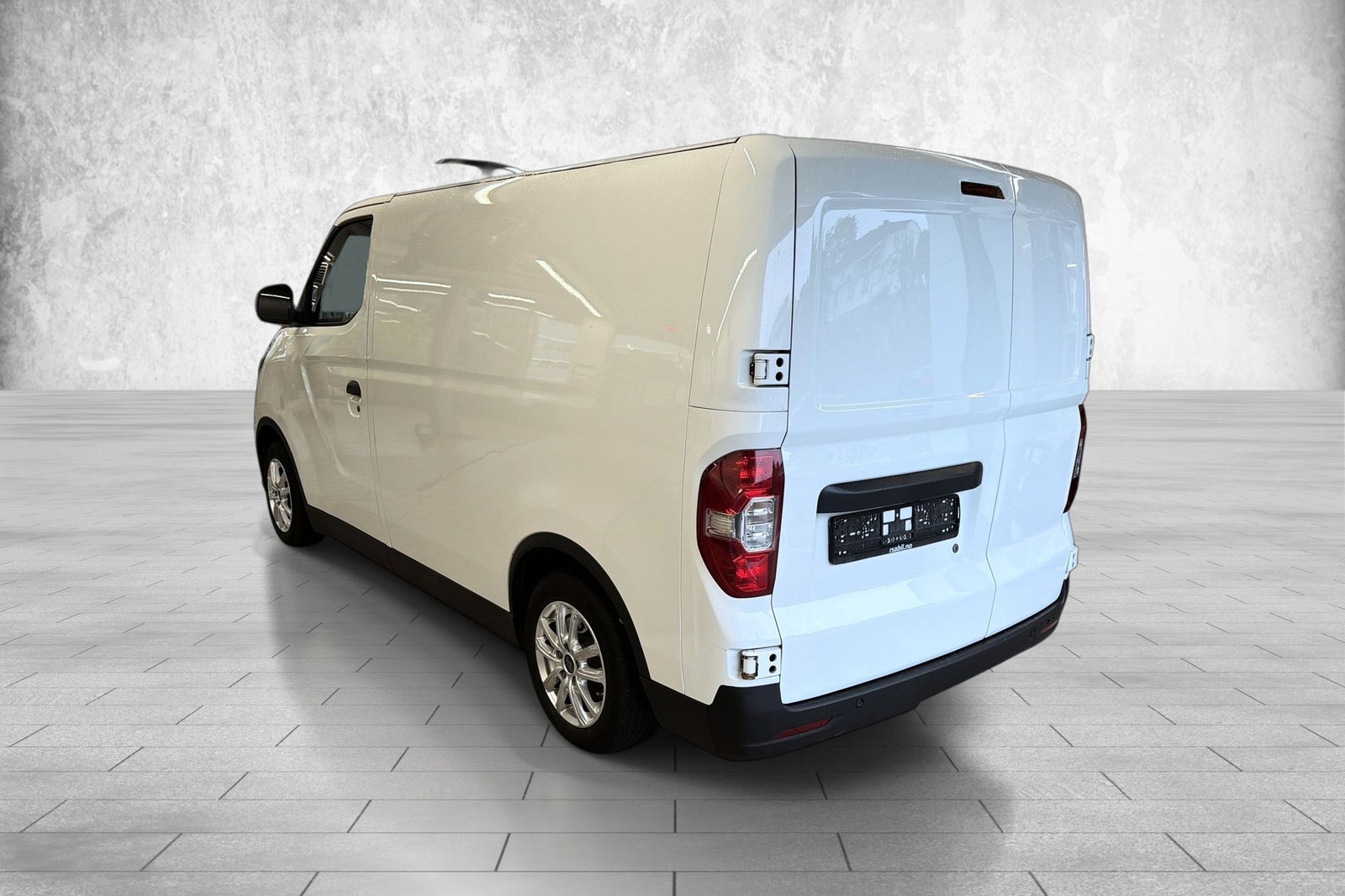 Maxus e-Deliver 3 52.5 kWh, 122ps, 2020