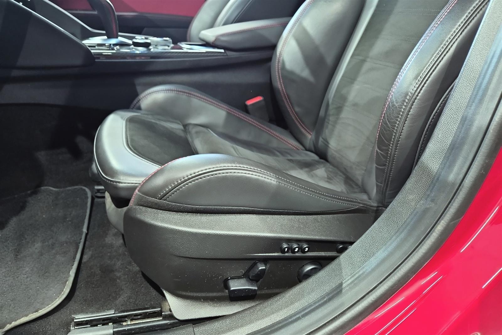 Alfa Romeo Giulia 2.0 Turbo 16V Q4 Automatic, 280hp, 2020