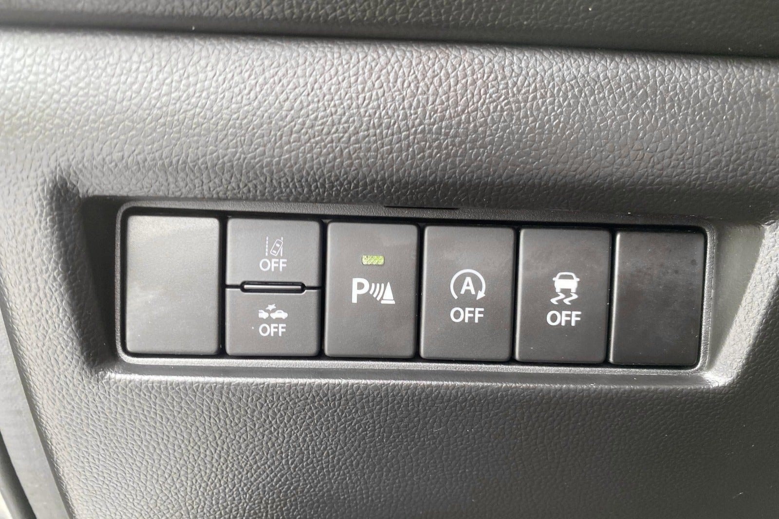 Suzuki Swift Hybrid CVT, 83ps, 2020
