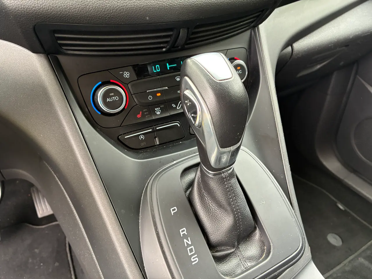 Ford C-MAX 1.5 TDCi Powershift 6, 6-trins, 120ps, 2018