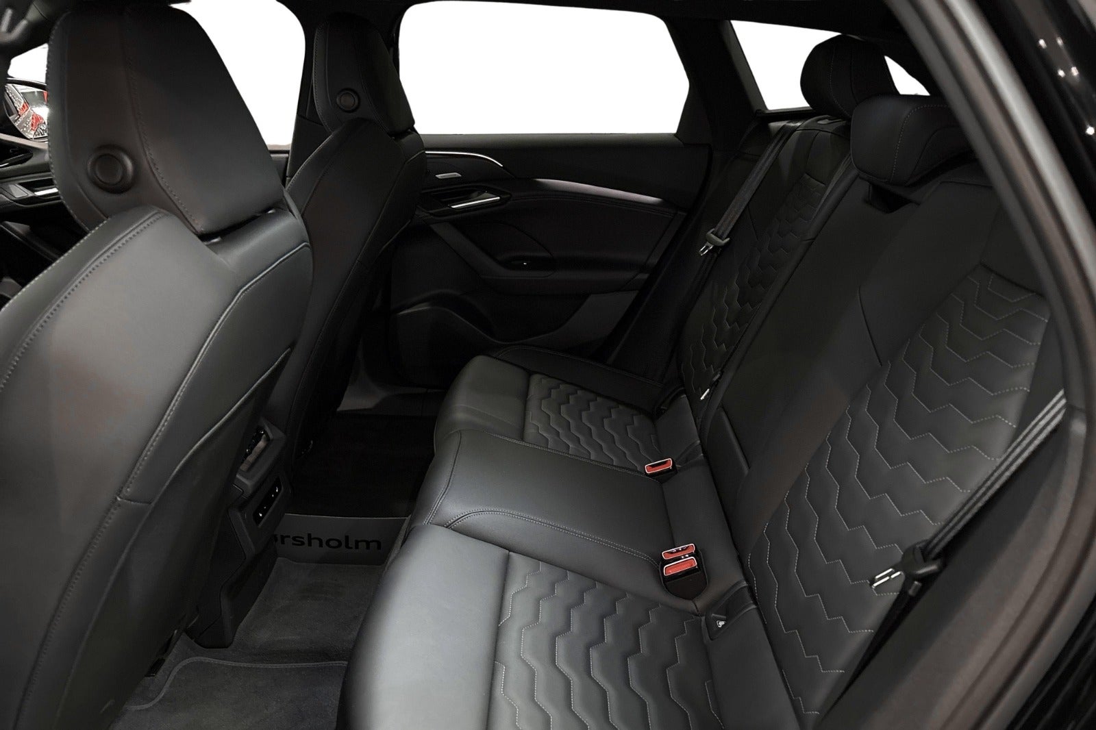 Audi A6 Avant e-tron performance, 367hp, 2026