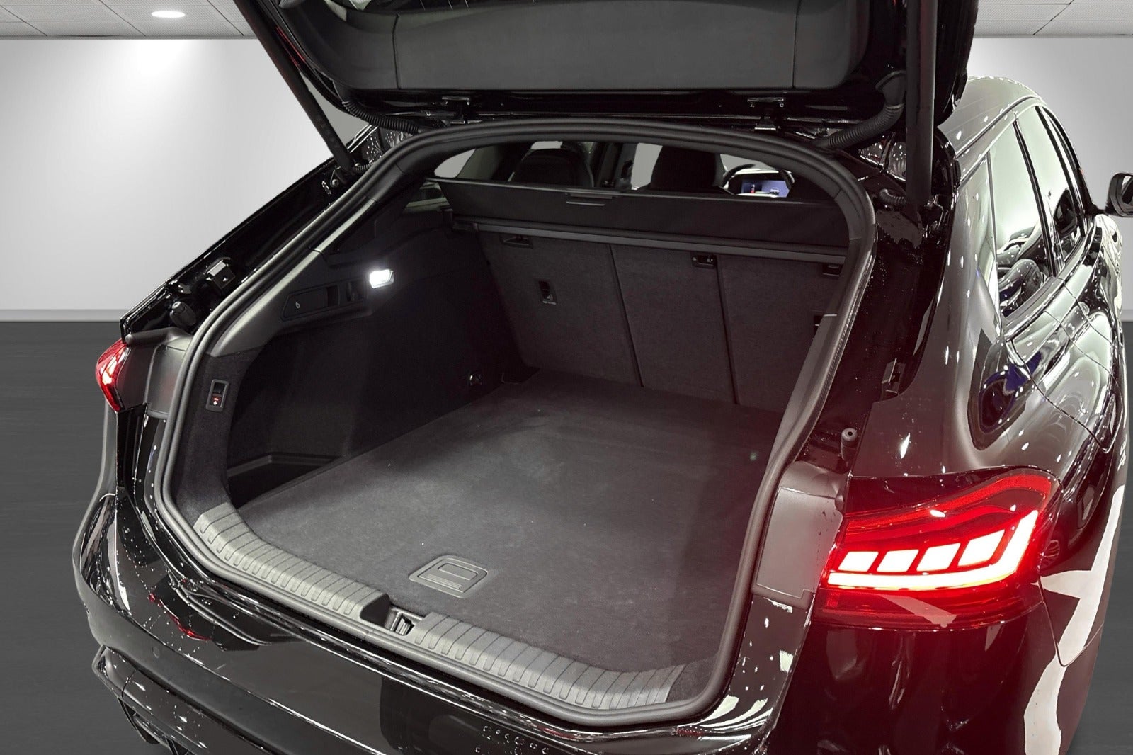 Audi A6 Avant e-tron performance, 367hp, 2026