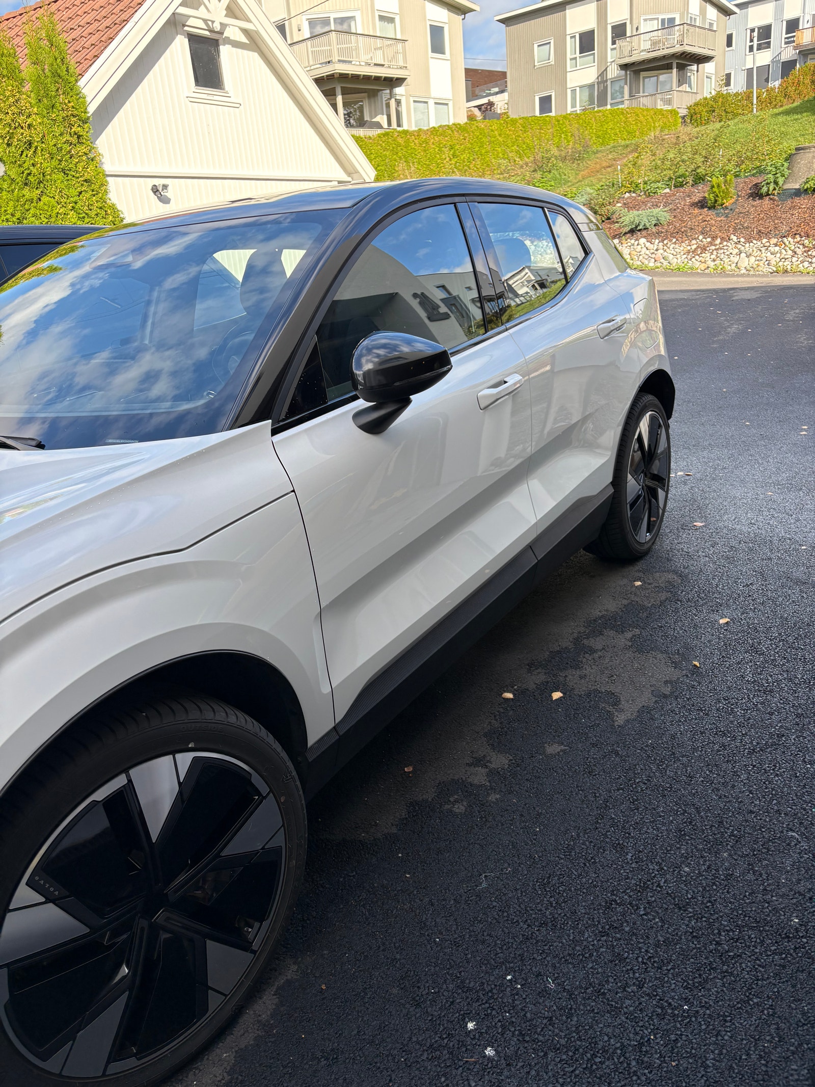 Volvo EX30 Single Motor Extended Range, 272hp, 2025