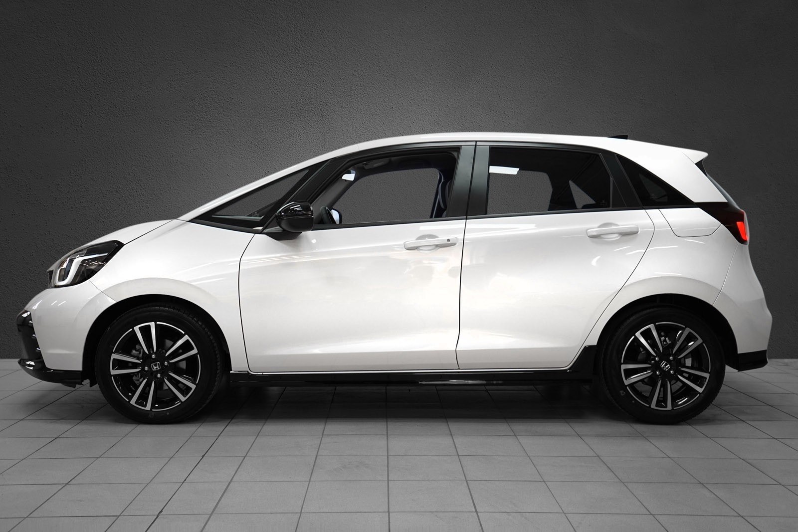 Honda Jazz e:HEV 1.5 e-CVT, 122ps, 2024