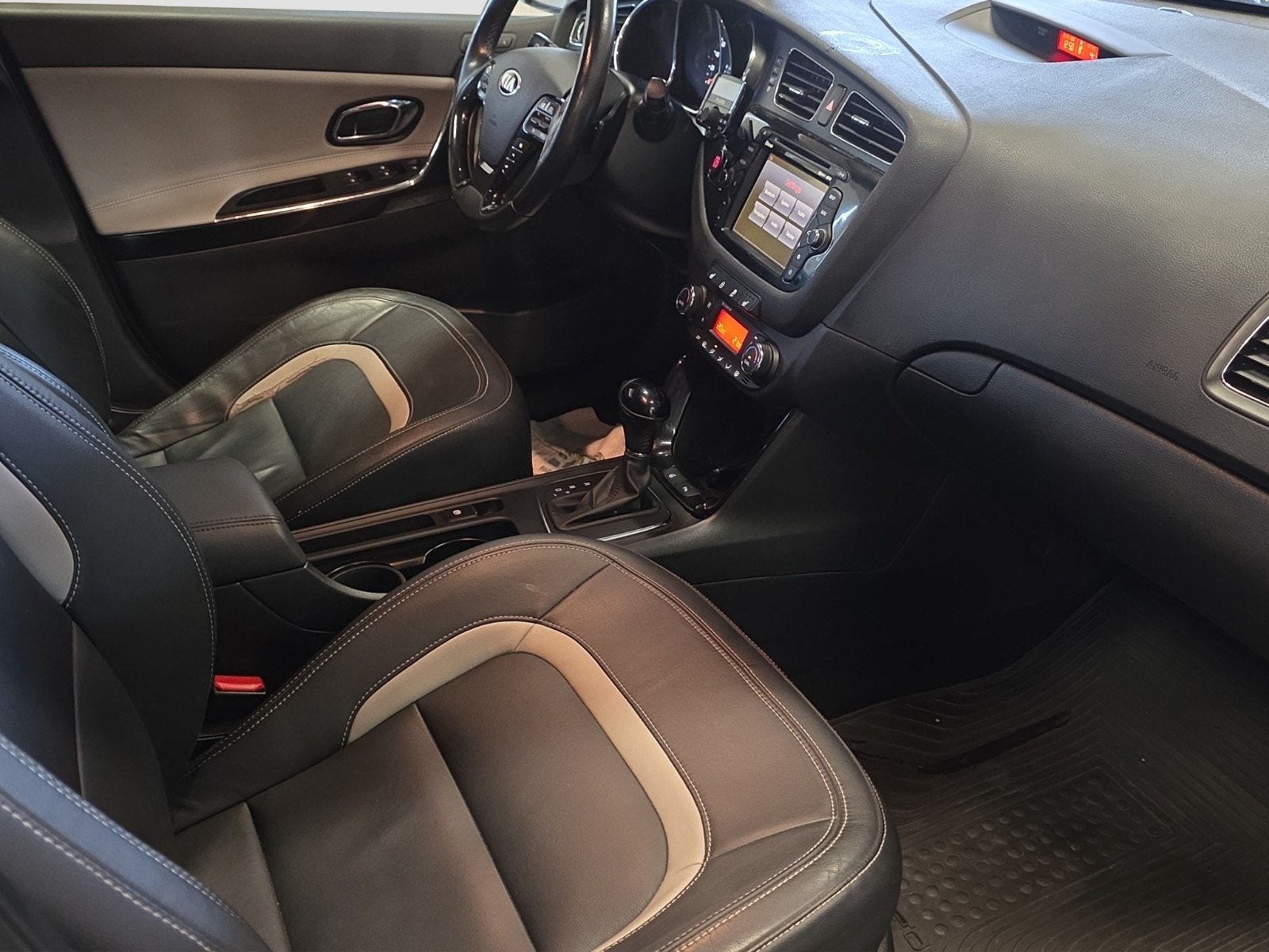 Kia cee'd_sw 1.6 CRDi Automatisk, 110hk, 2015