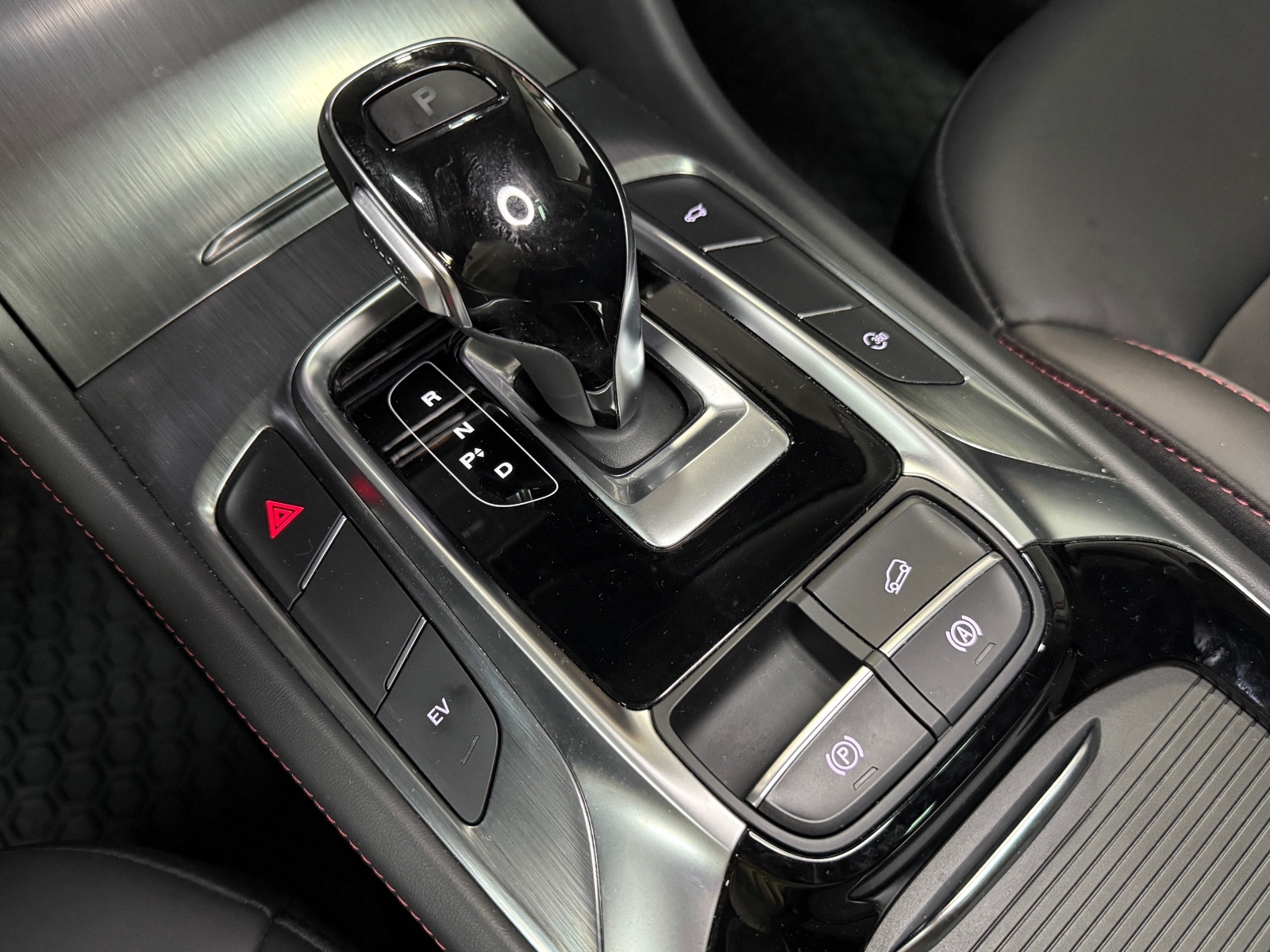 MG EHS PHEV EDU II, 258hp, 2021