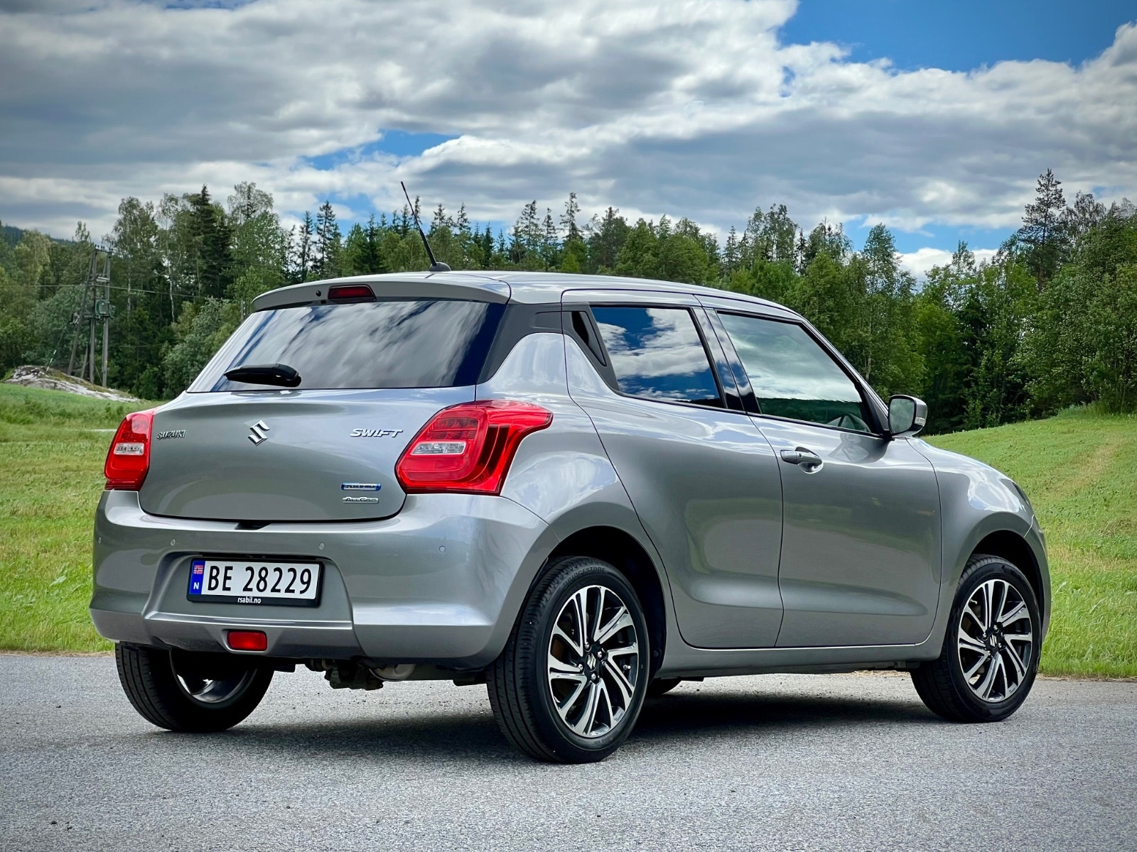 Suzuki Swift Hybrid AllGrip Manual, 5-trins, 83ps, 2021