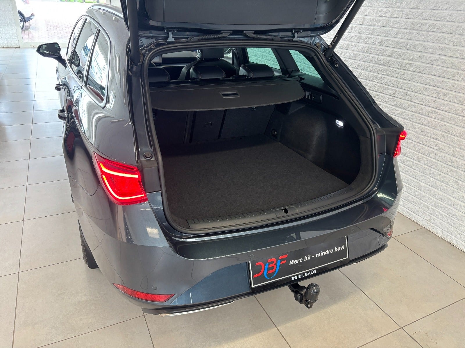 SEAT Leon Sportstourer e-Hybrid DSG Sequential, 6-trins, 204ps, 2024