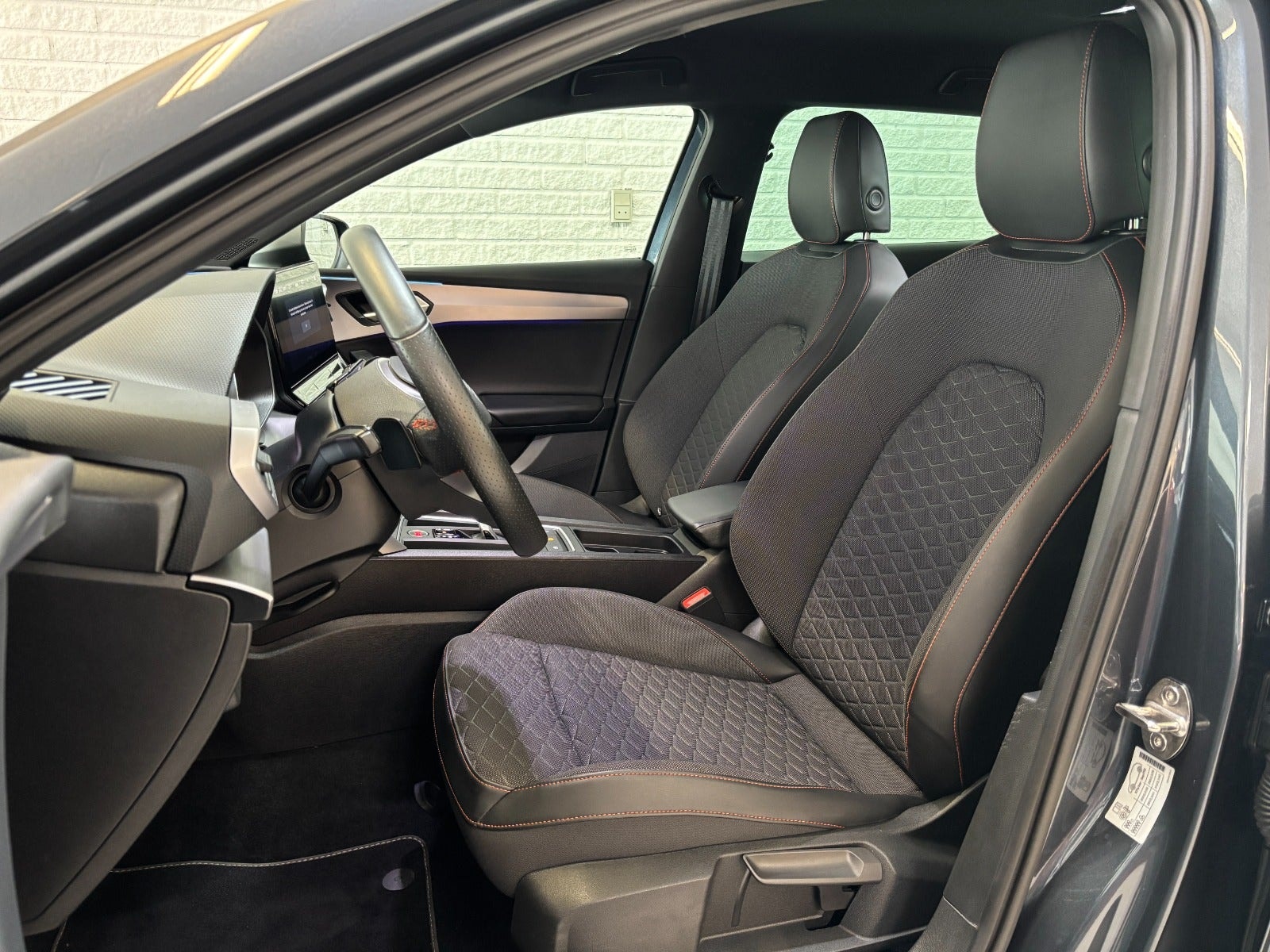 SEAT Leon Sportstourer e-Hybrid DSG Sequential, 6-trins, 204ps, 2024