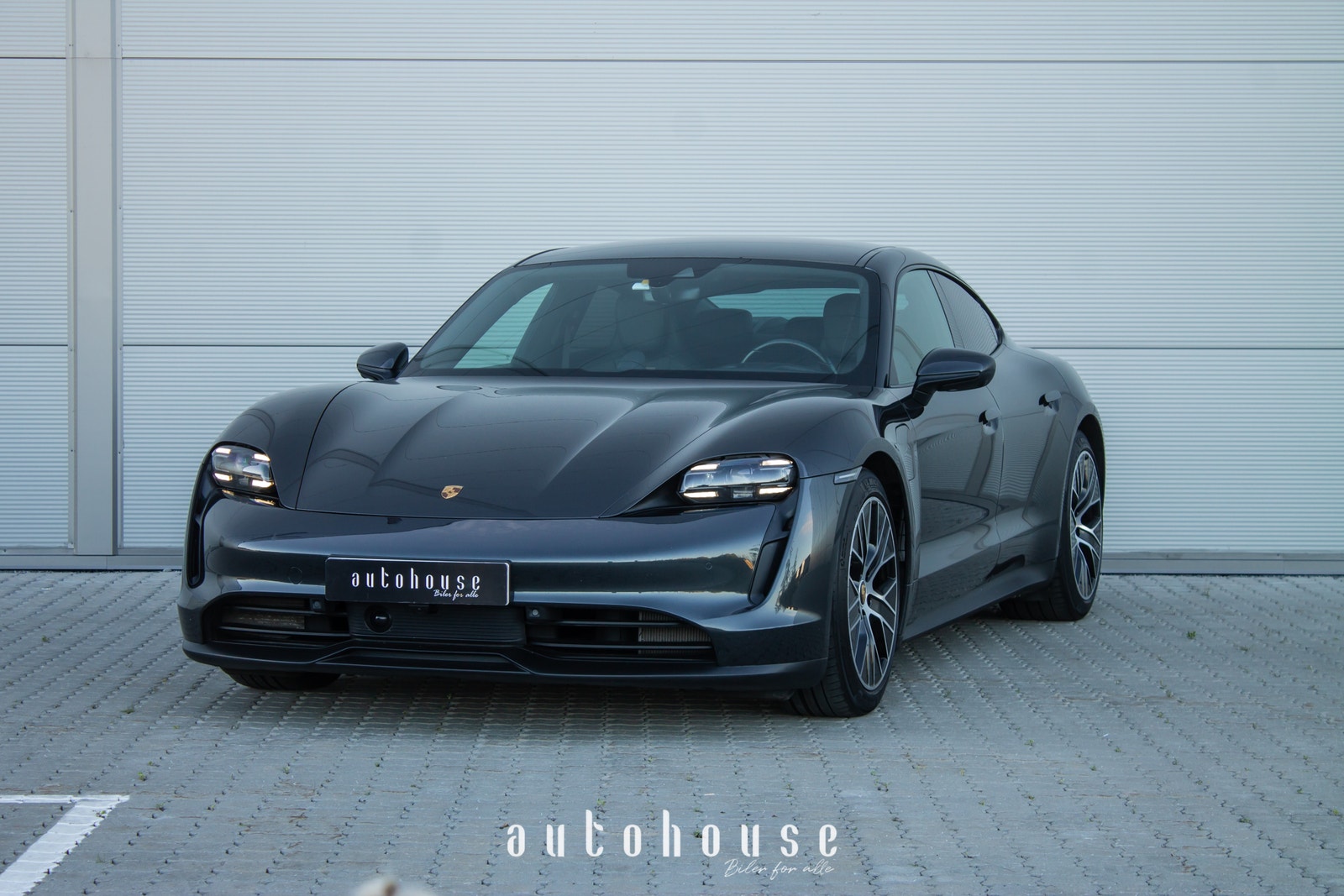 Porsche Taycan Direct Drive/Automatic, 326hp, 2021