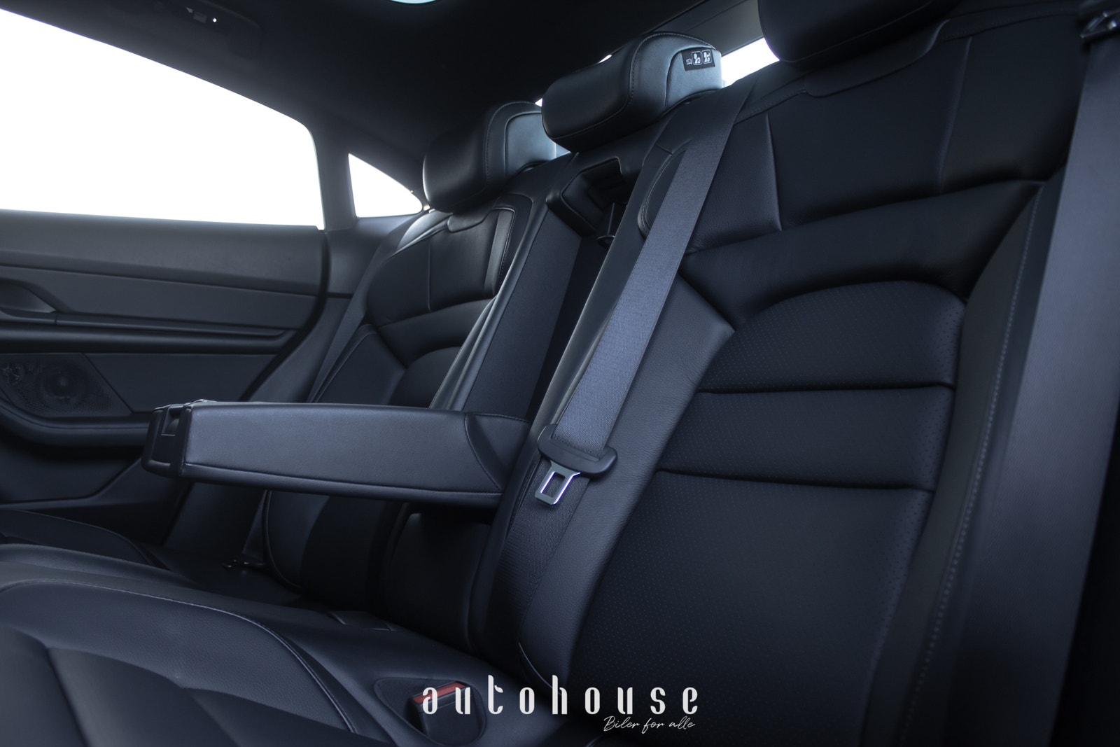Porsche Taycan Direct Drive/Automatic, 326hp, 2021