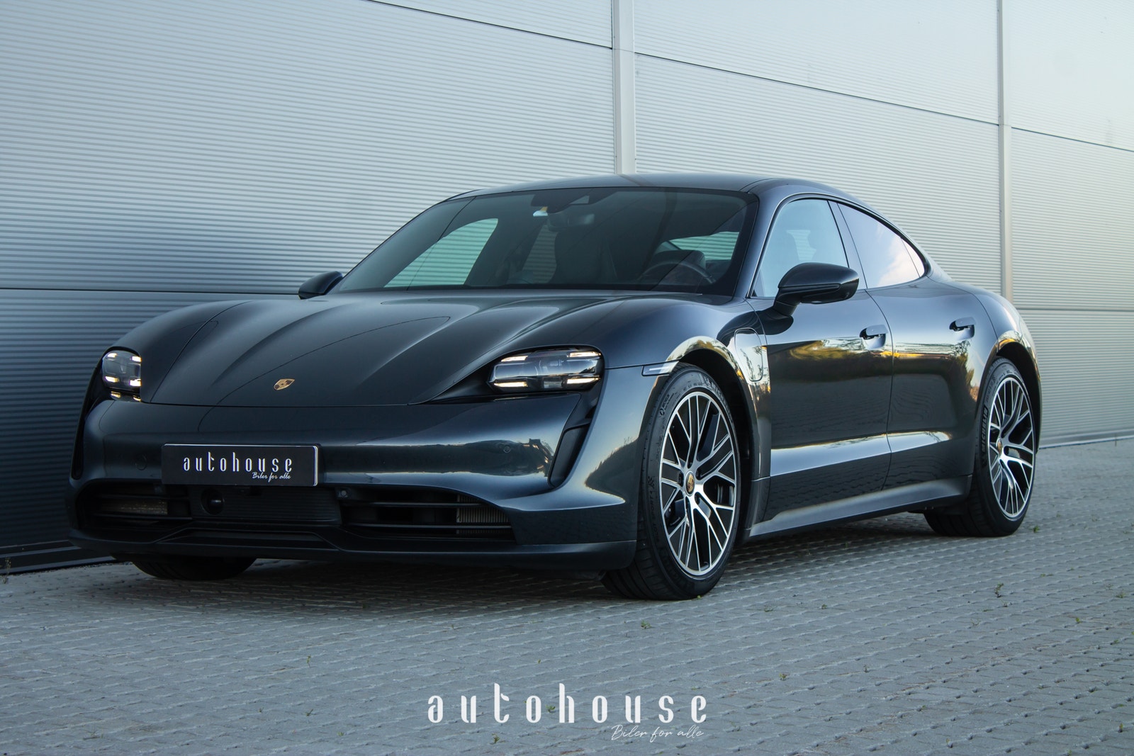 Porsche Taycan Direct Drive/Automatic, 326hp, 2021