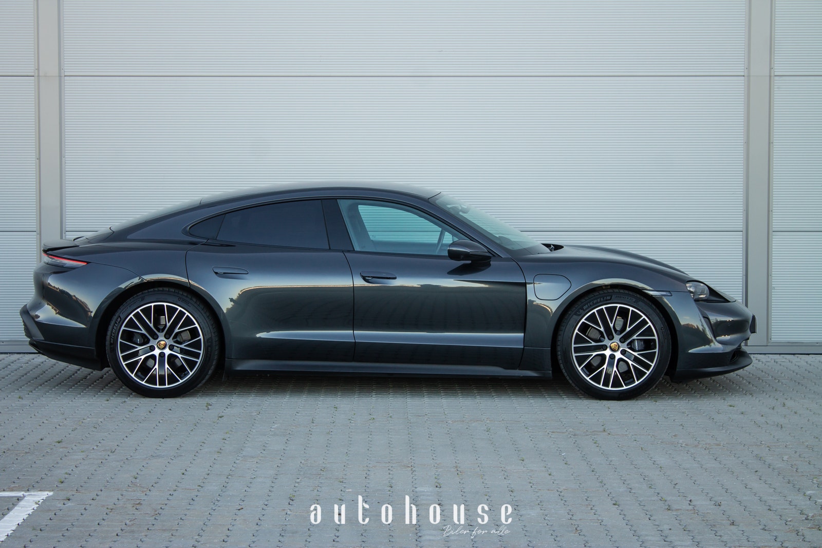 Porsche Taycan Direct Drive/Automatic, 326hp, 2021