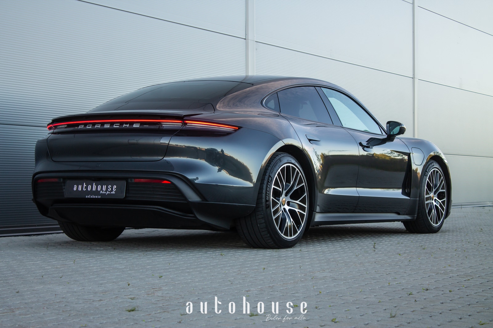 Porsche Taycan Direct Drive/Automatic, 326hp, 2021