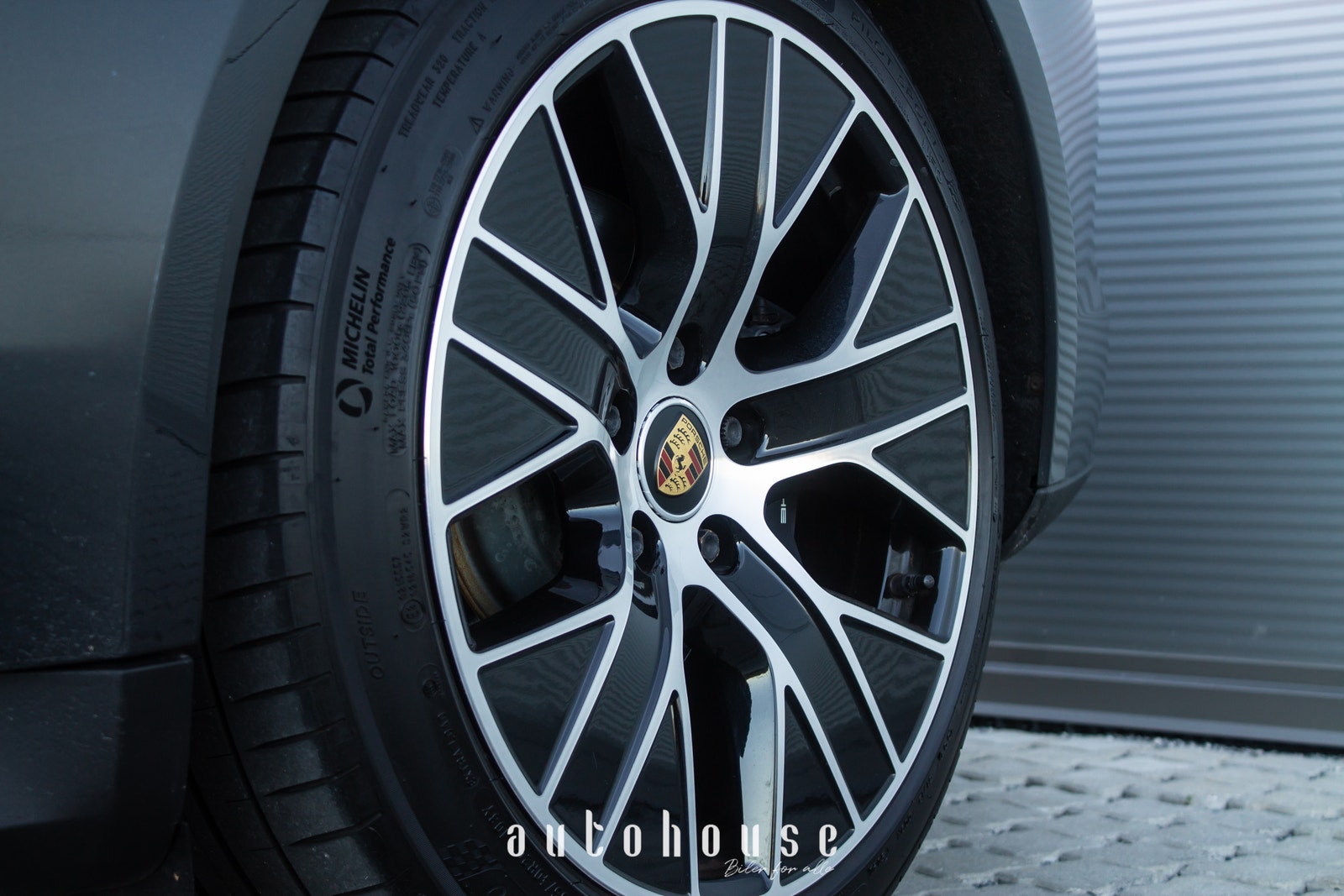 Porsche Taycan Direct Drive/Automatic, 326hp, 2021