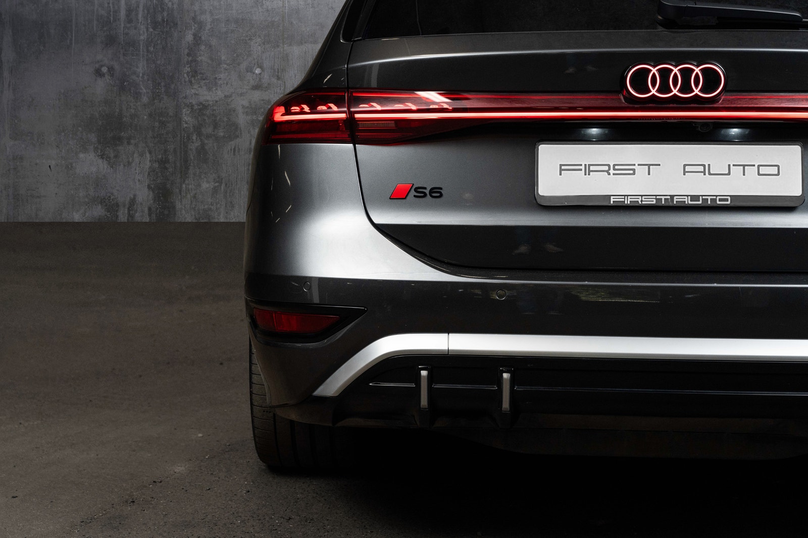 Audi S6 Avant e-tron, 503hp, 2025