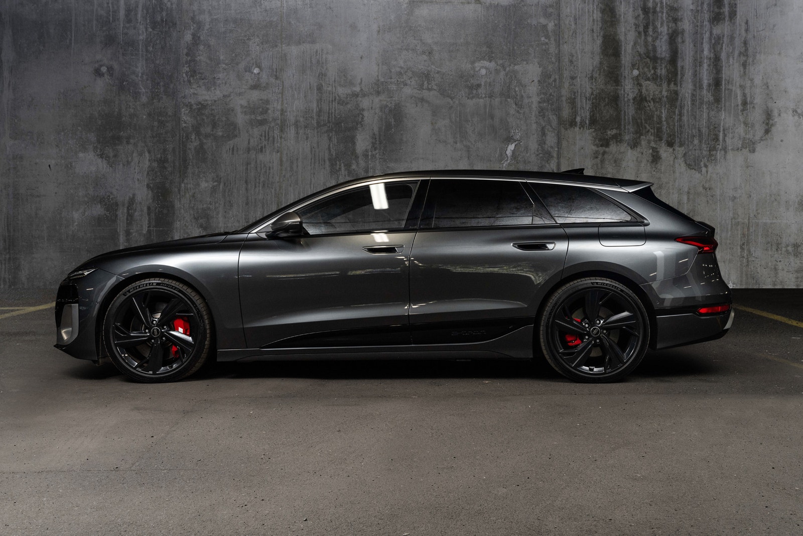 Audi S6 Avant e-tron, 503hp, 2025