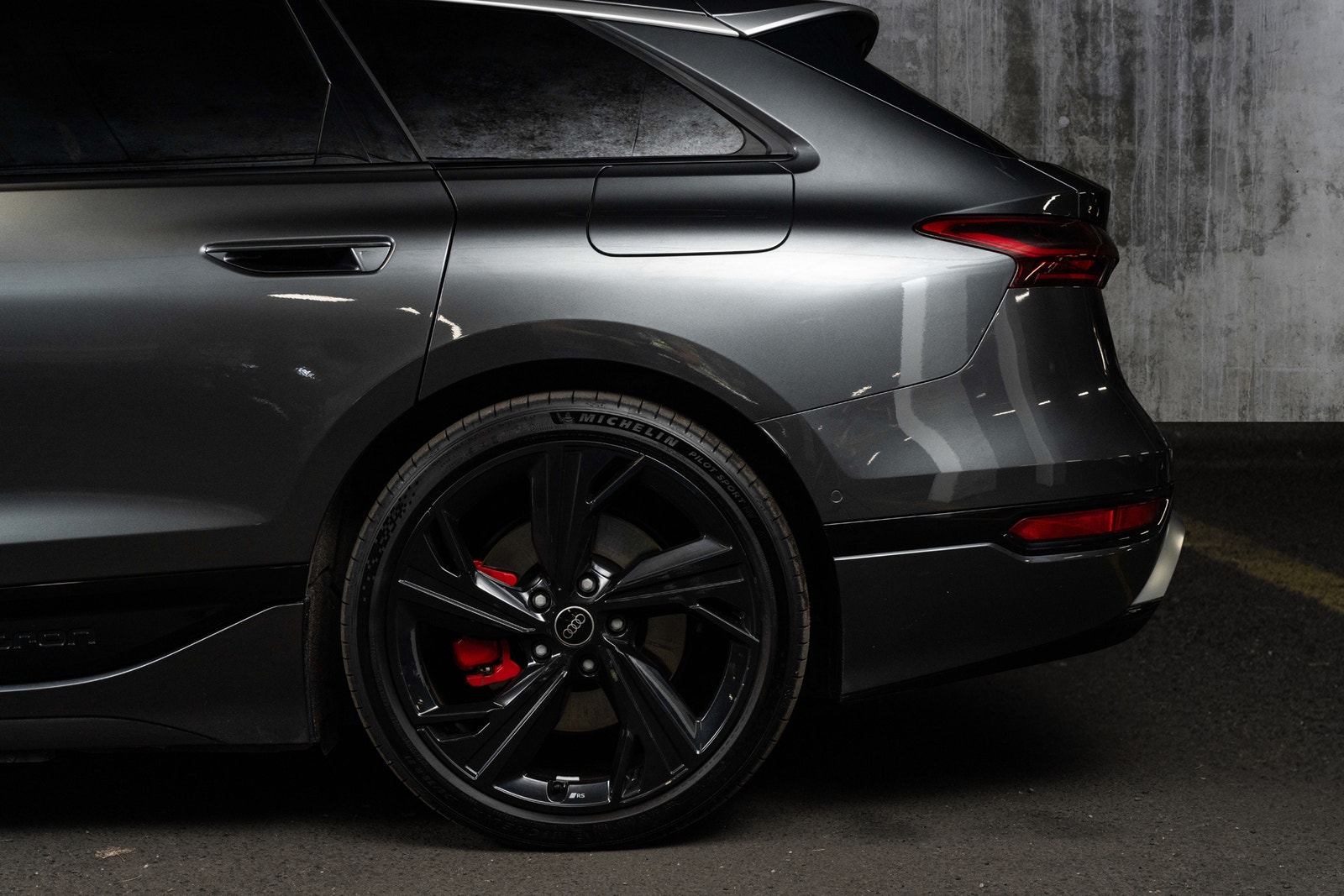 Audi S6 Avant e-tron, 503hp, 2025