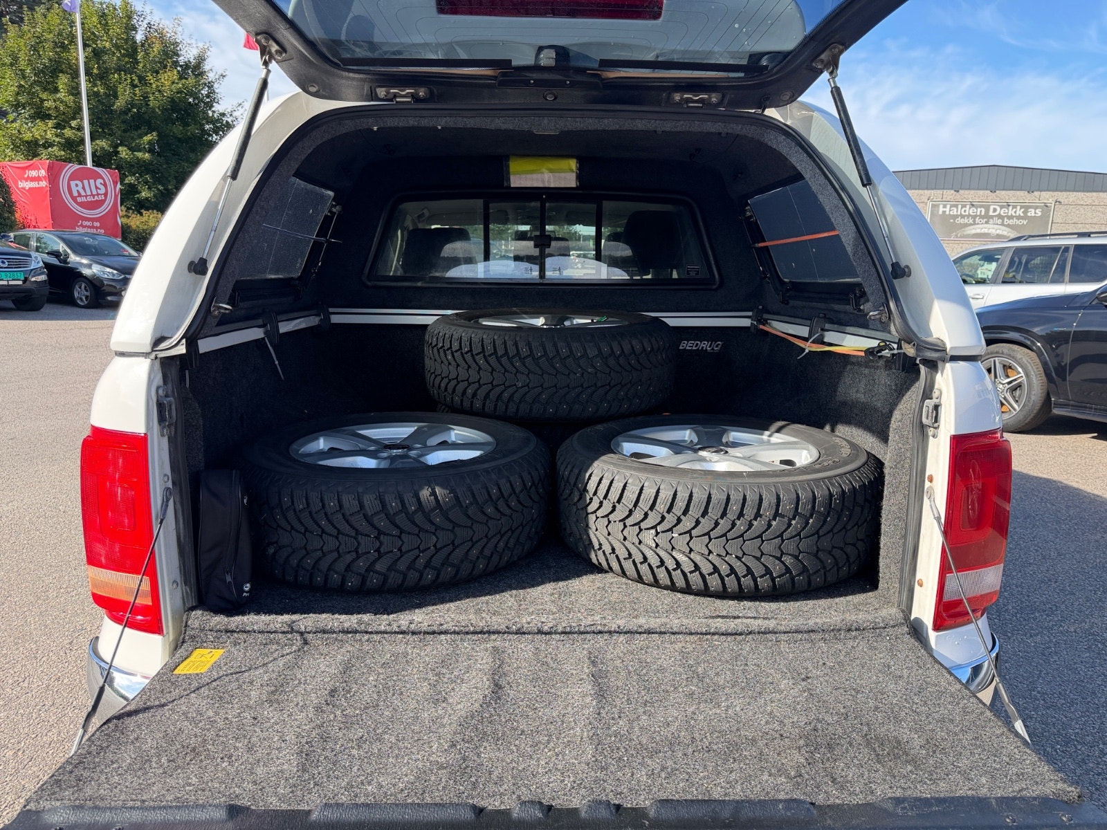 Volkswagen Amarok DoubleCab 2.8t 2.0 BiTDI 4Motion Automatic, 180hp, 2014
