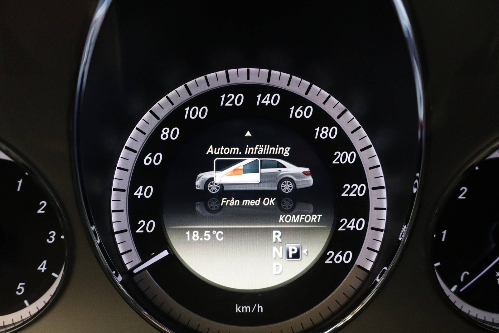 Mercedes-Benz E 220 CDI BlueEFFICIENCY 7G-Tronic Plus, 170hp, 2012