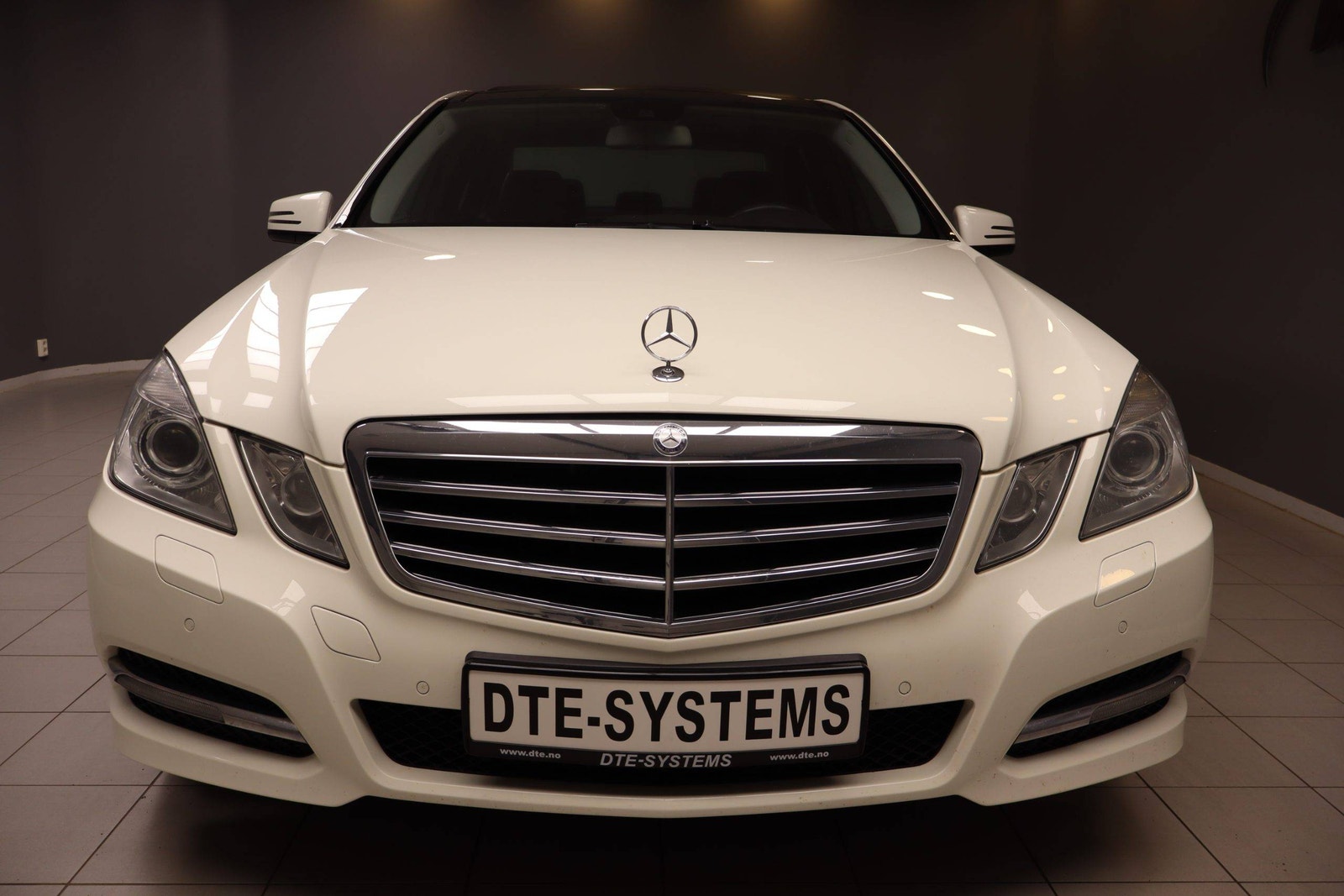 Mercedes-Benz E 220 CDI BlueEFFICIENCY 7G-Tronic Plus, 170hp, 2012