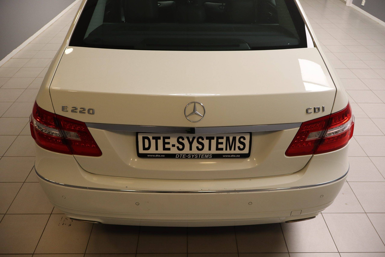 Mercedes-Benz E 220 CDI BlueEFFICIENCY 7G-Tronic Plus, 170hp, 2012