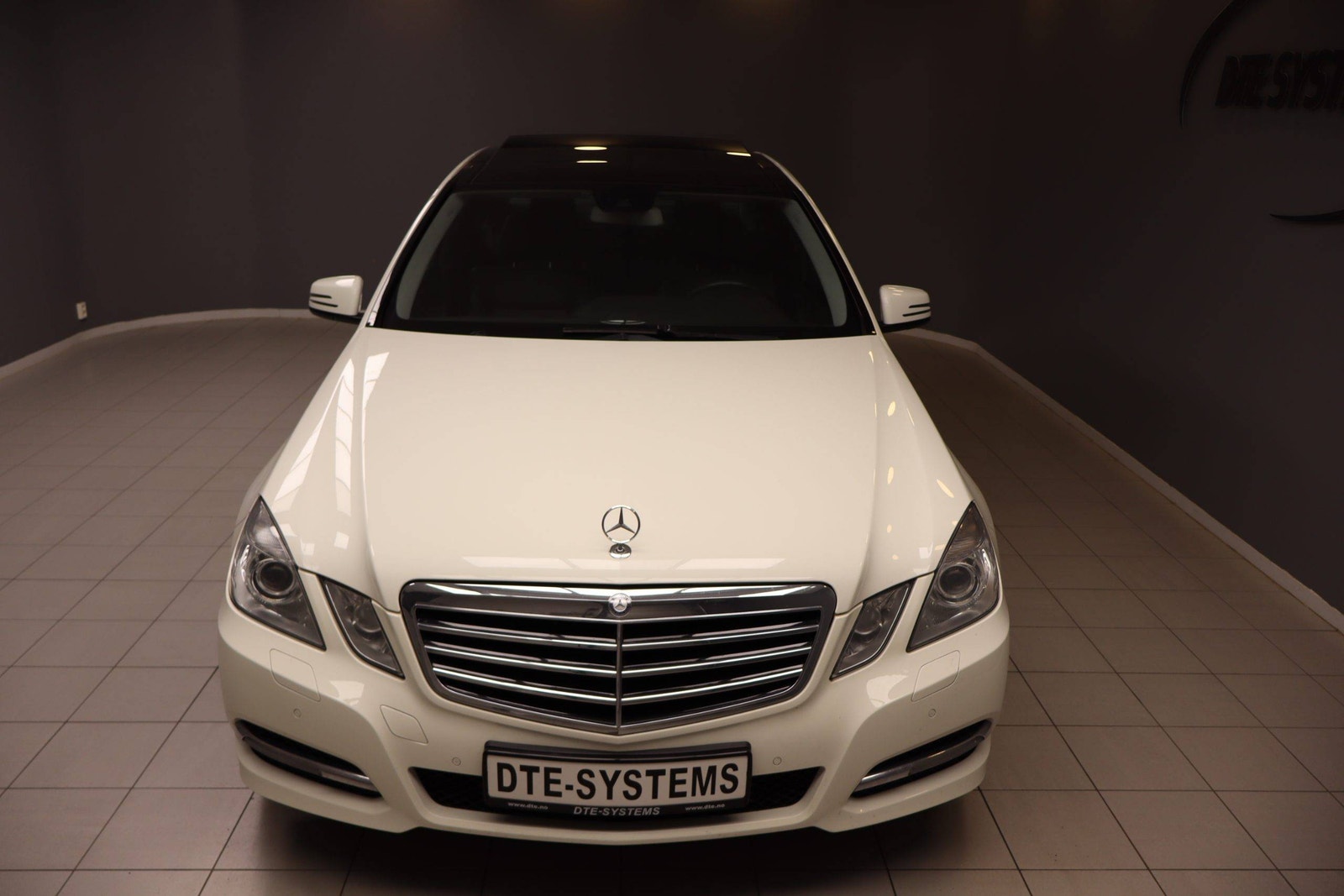 Mercedes-Benz E 220 CDI BlueEFFICIENCY 7G-Tronic Plus, 170hp, 2012