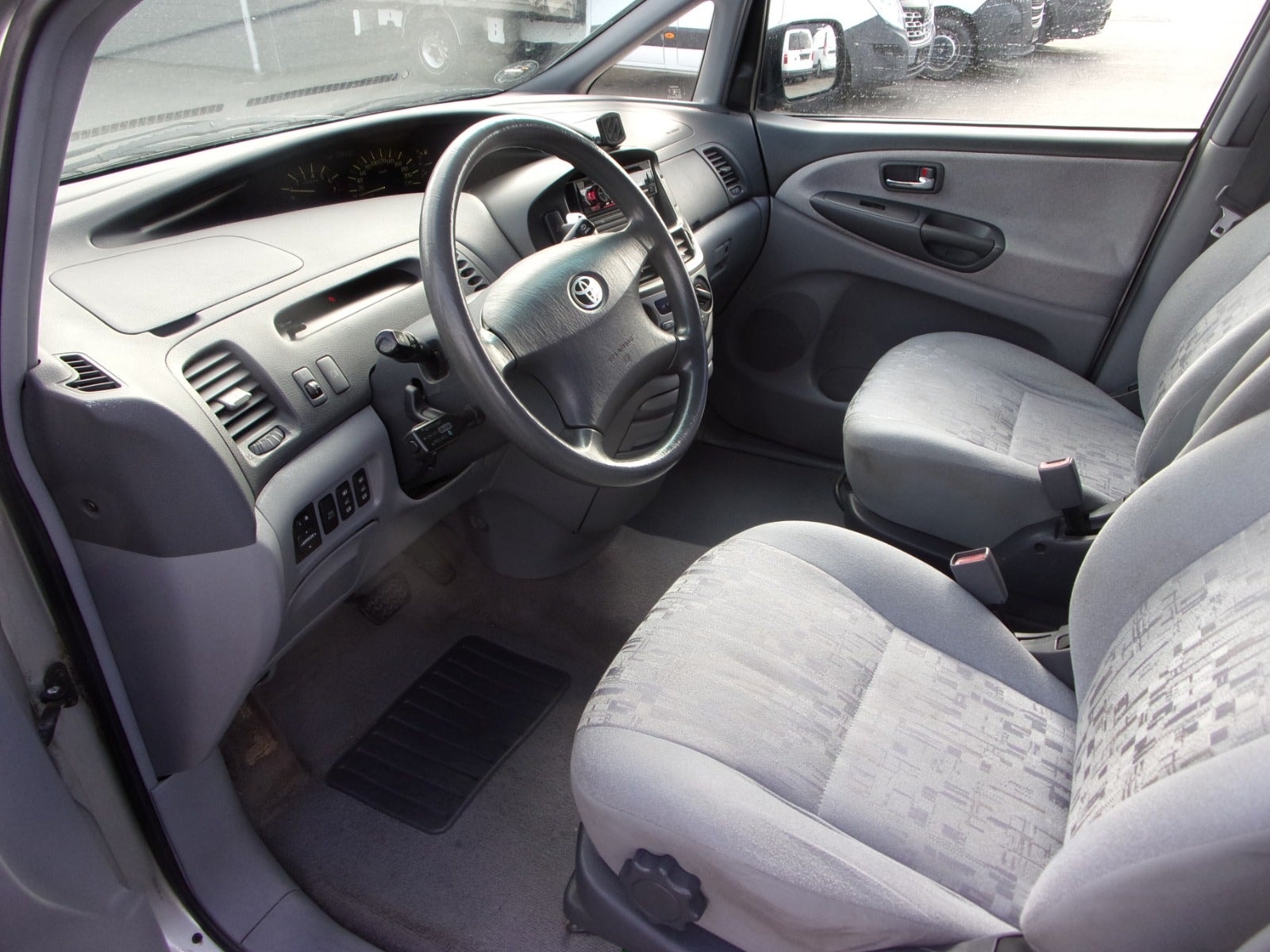 Toyota Previa 2.4 Automatic, 156hp, 2001