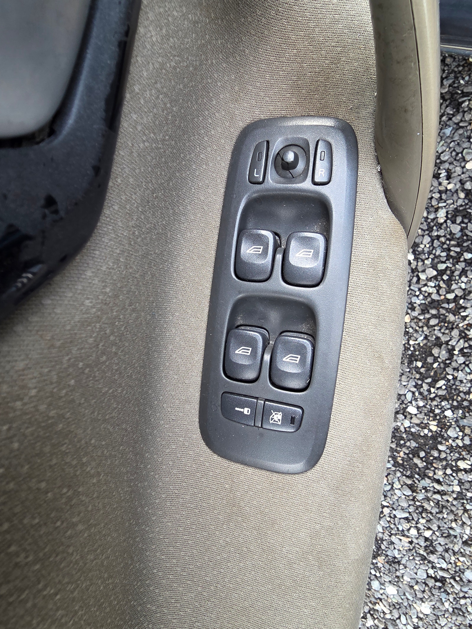 Volvo V70 2.4D Automatic, 130hp, 2003
