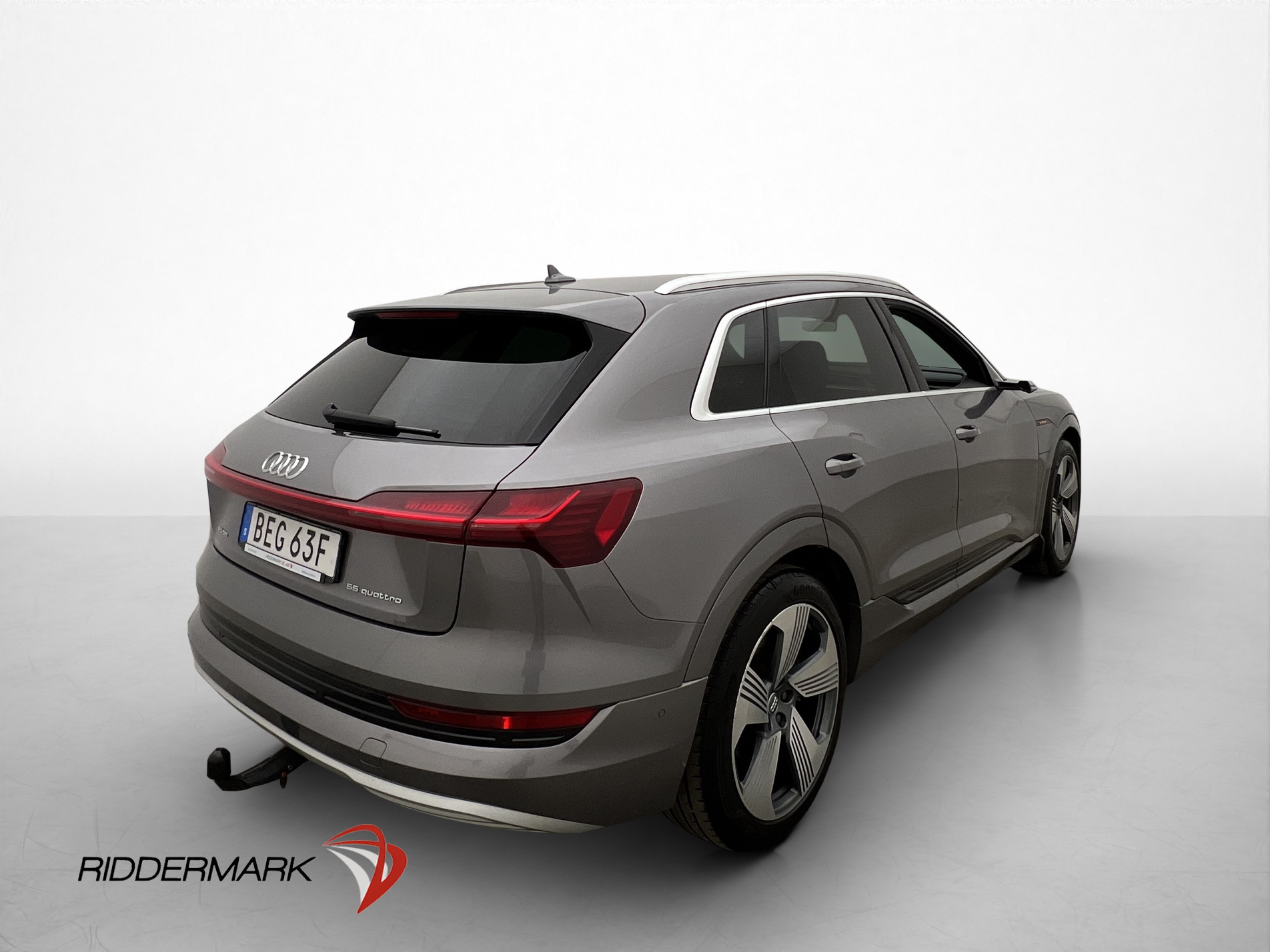 Audi e-tron 55 quattro, 408ps, 2019